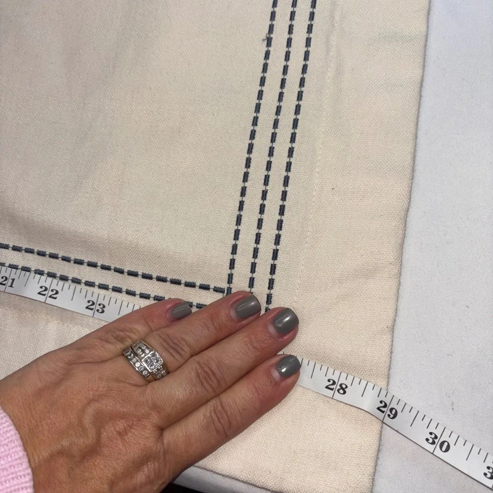 Madison Park Lot of 2 Pillow Shams‎ Blue Stripe, Beige Button Closure-No Pillows
